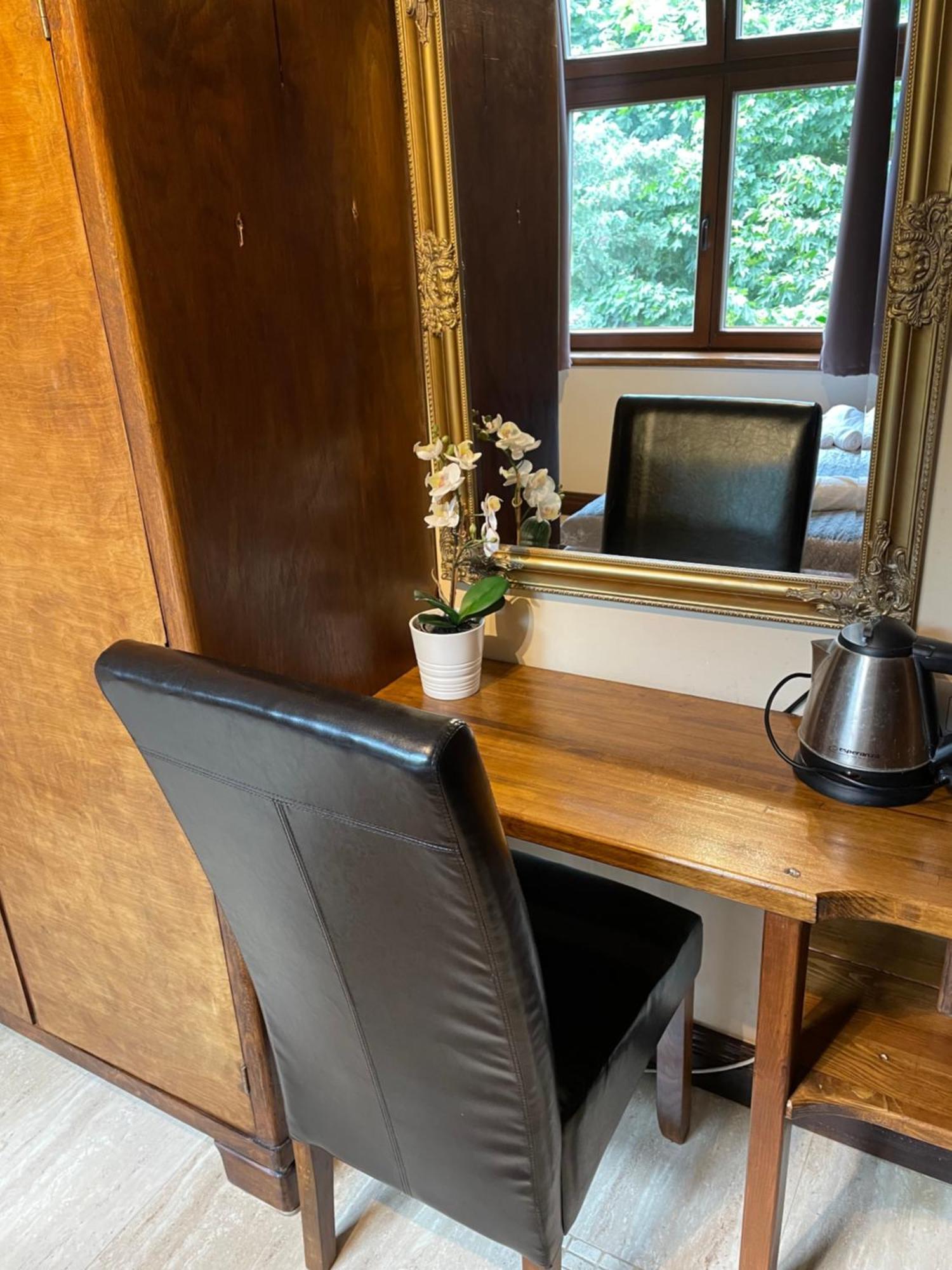 Dworek Oliwski Bed & Breakfast Gdansk Luaran gambar