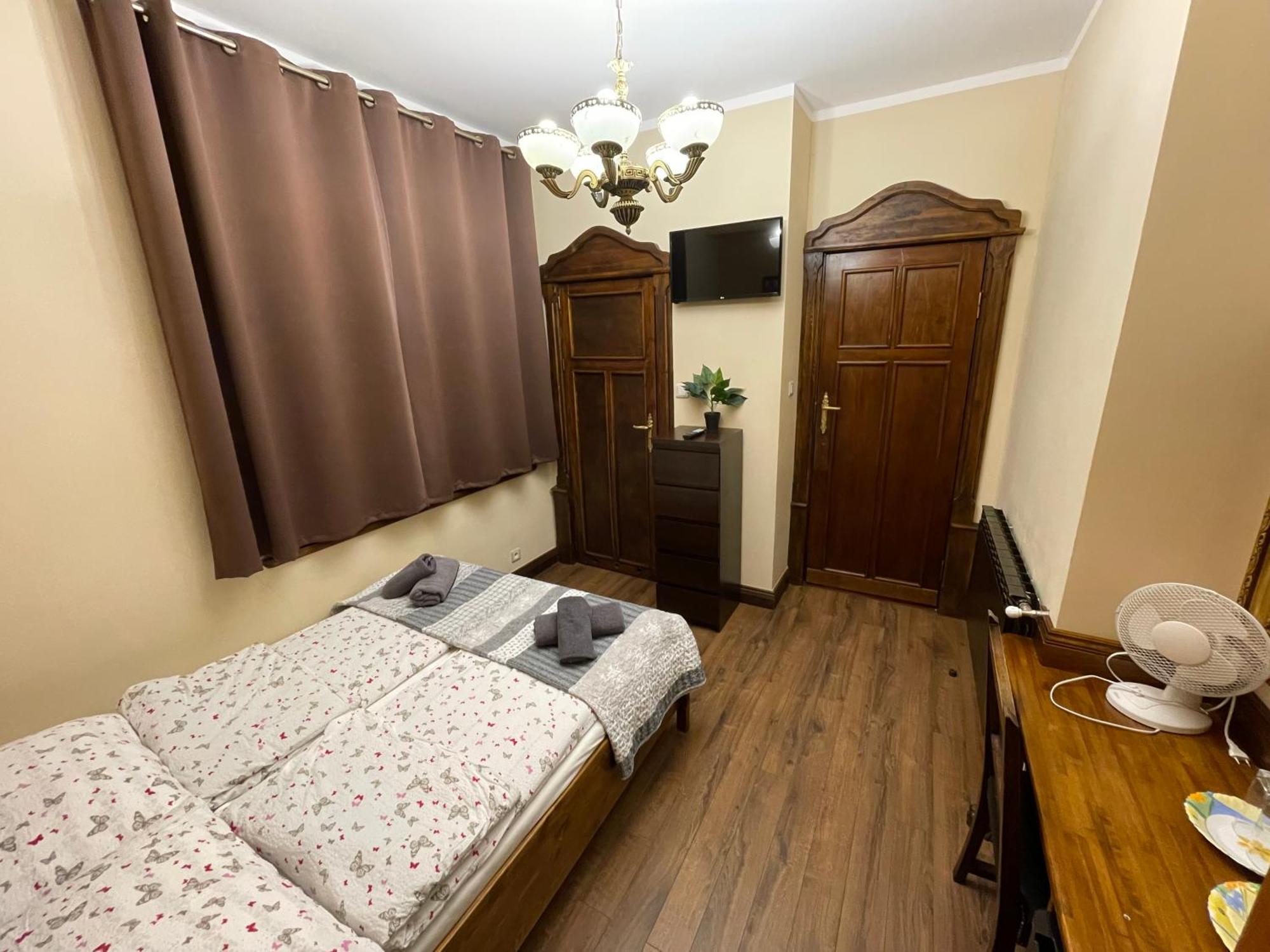 Dworek Oliwski Bed & Breakfast Gdansk Luaran gambar